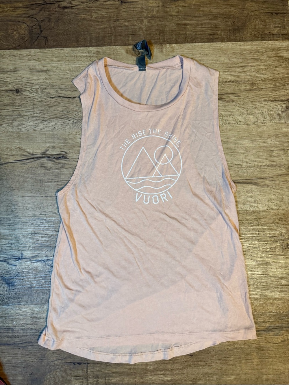 Vuori Light Pink Graphic Muscle Tank - The Rise The Shine